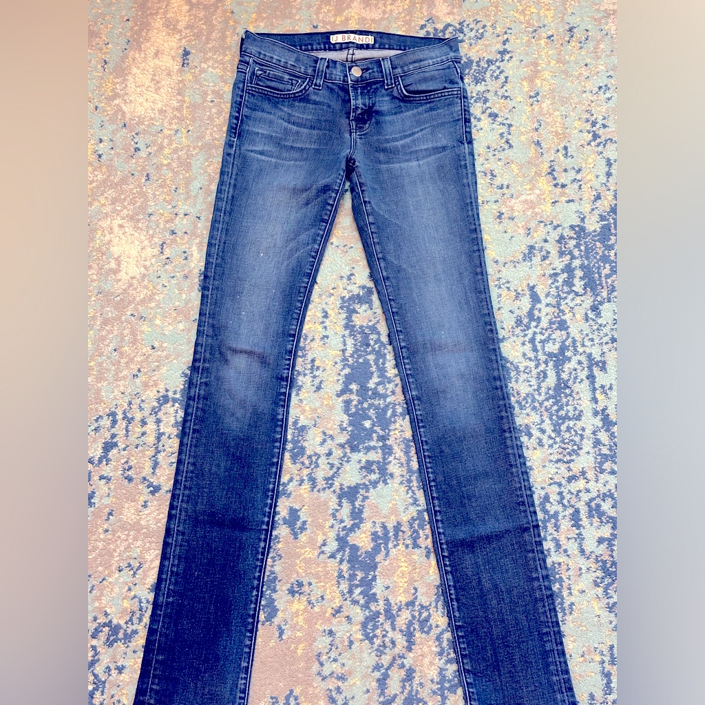 J Brand Jeans Size 26 J Brand Jeans Size 26